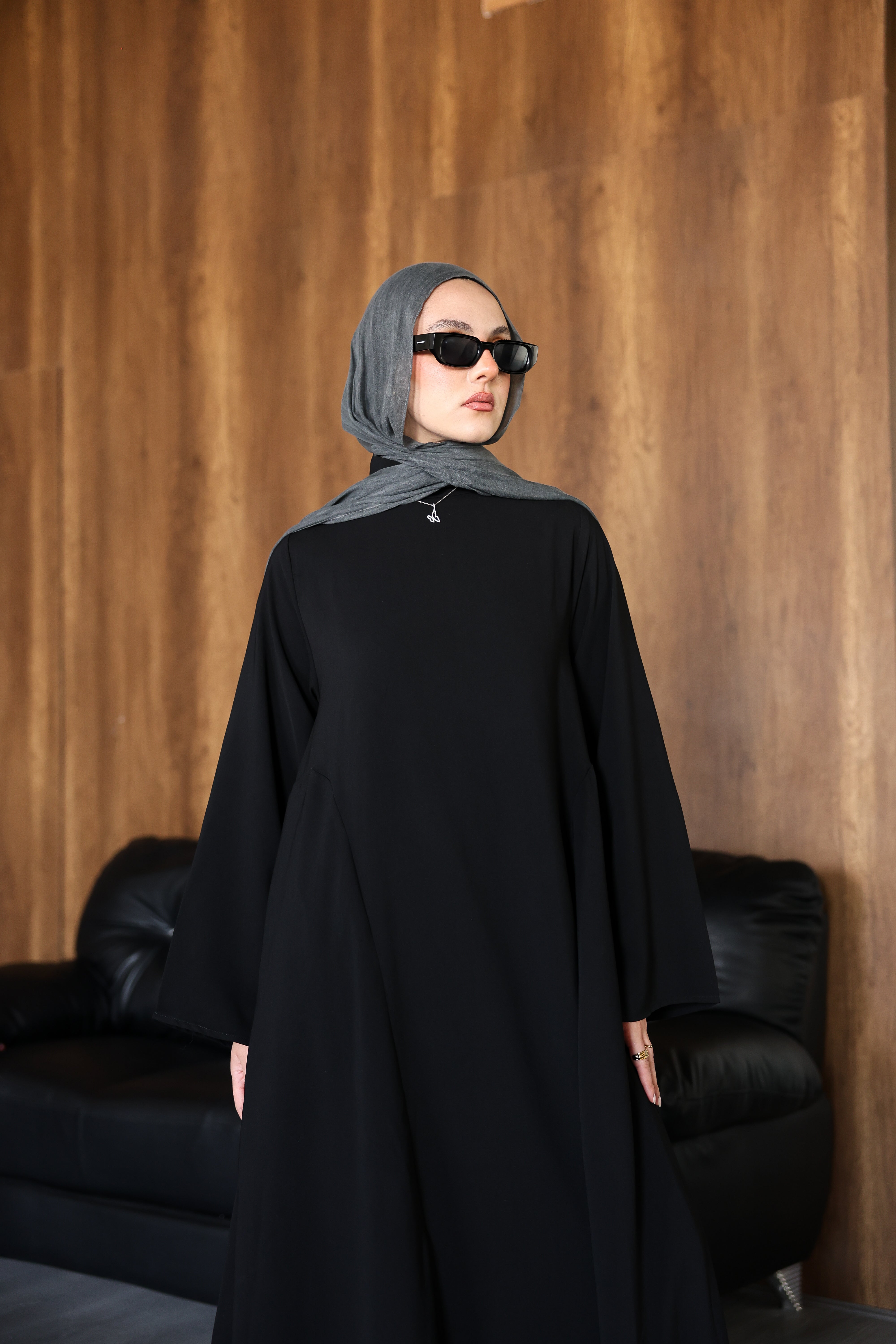 فستان فَرِيدَة